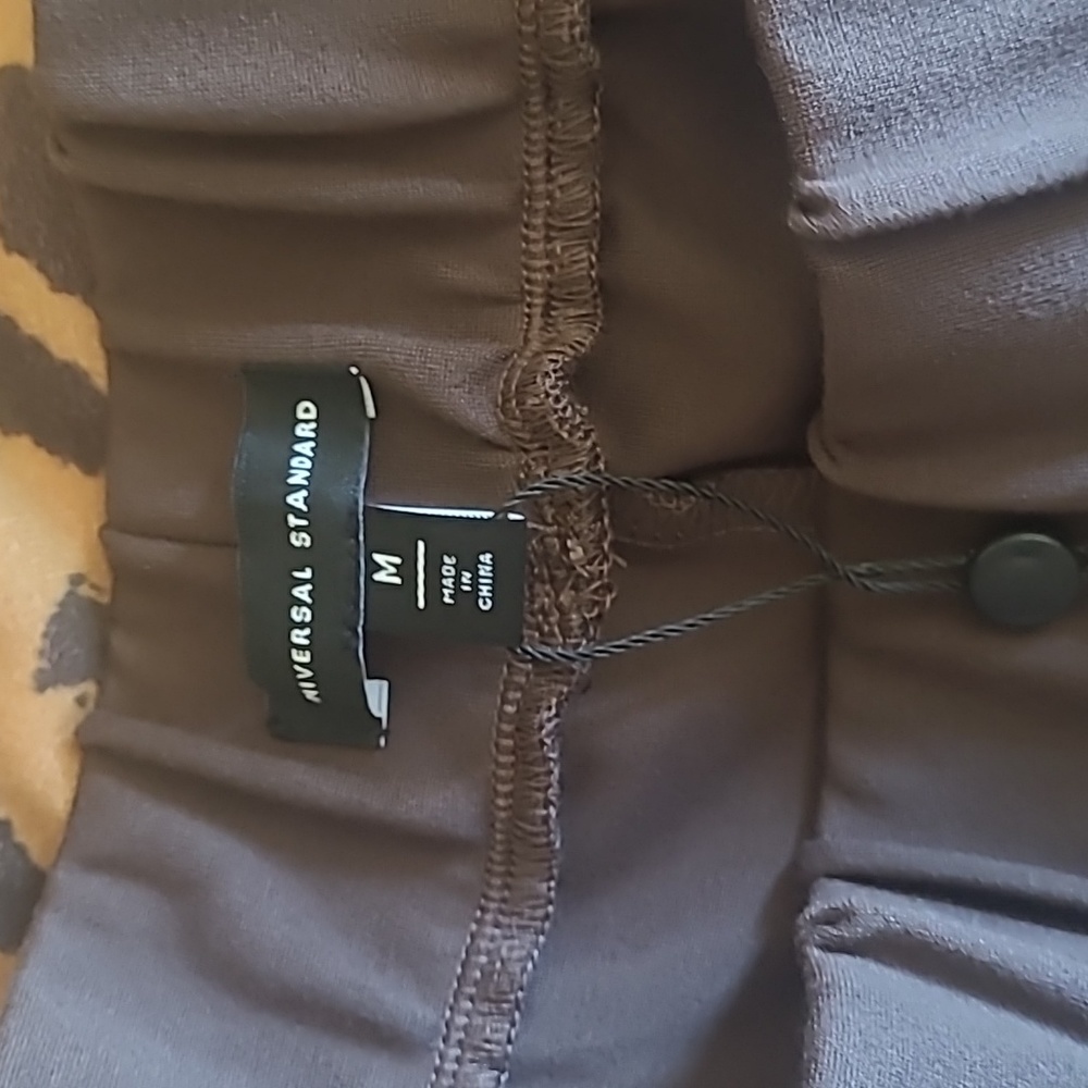 Universal Standard Stephanie Wide Leg Pull-On Ponte Pants Taupe Cocoa Brulee M - Picture 6 of 9